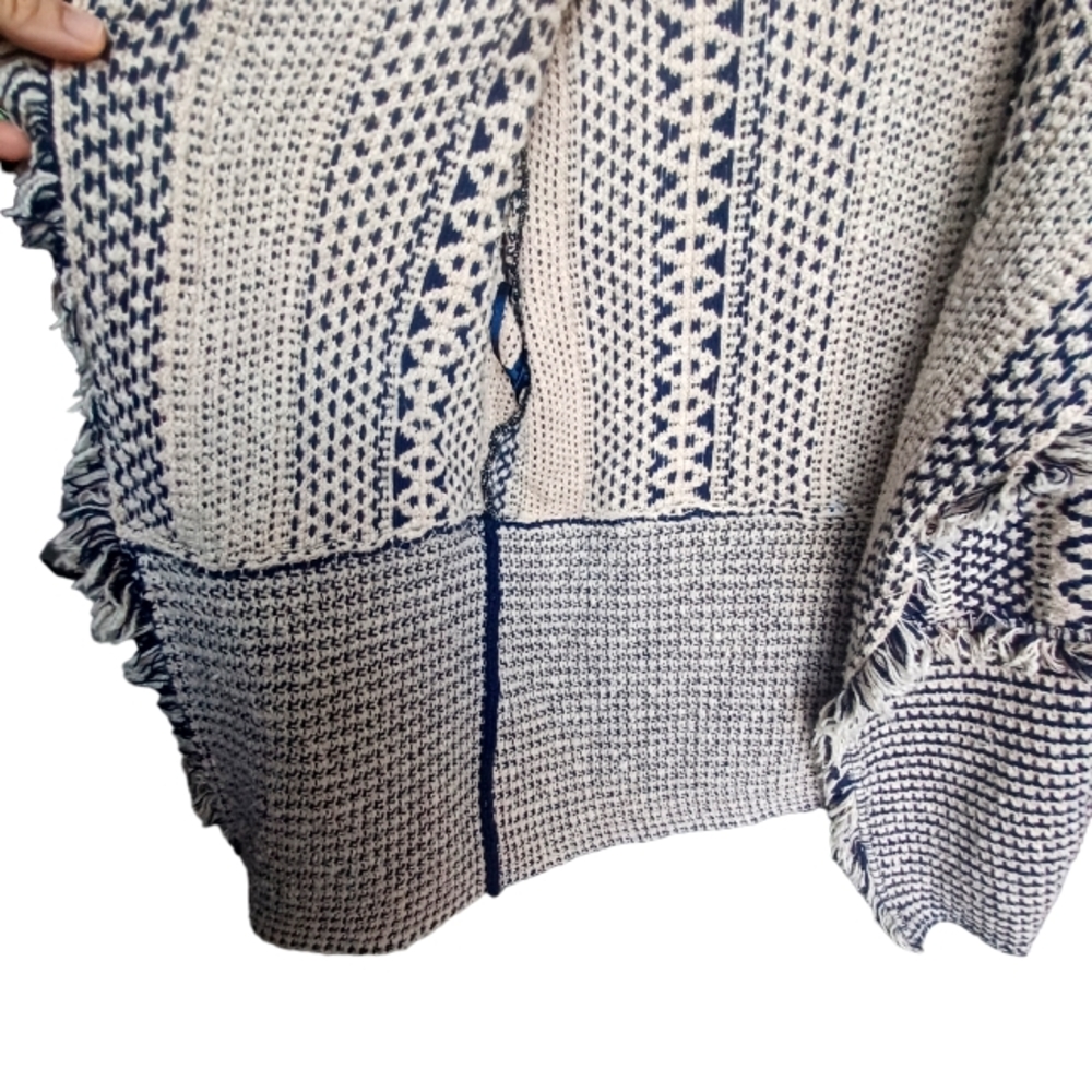 Chicos tan/ navy wovrn draped open front cardigan with fringe detail sz 1 - Picture 3 of 7